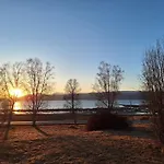 Peaceful Farmroom With Free Sauna, Wifi, Parking And Northern Light Lägenhet
