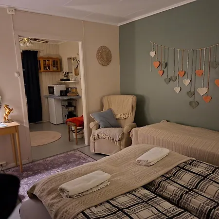 شقة Peaceful Farmroom With Free Sauna, Wifi, Parking And Northern Light *