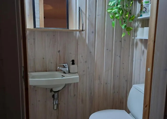 Peaceful Farmroom With Free Sauna, Wifi, Parking And Northern Light شقة