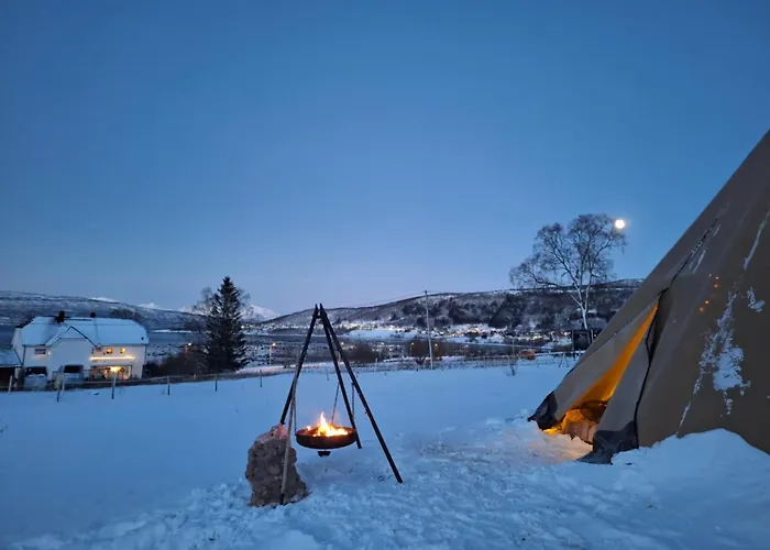 شقة Peaceful Farmroom With Free Sauna, Wifi, Parking And Northern Light نارفيك